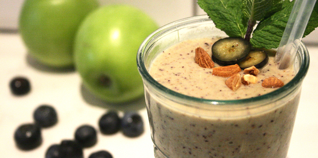 Thumb big nr0151 dairy free blueberry apple and almond smoothie nh8