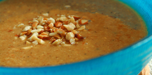 Thumb big pr0062 roast almond satay sauce nh 2 150102
